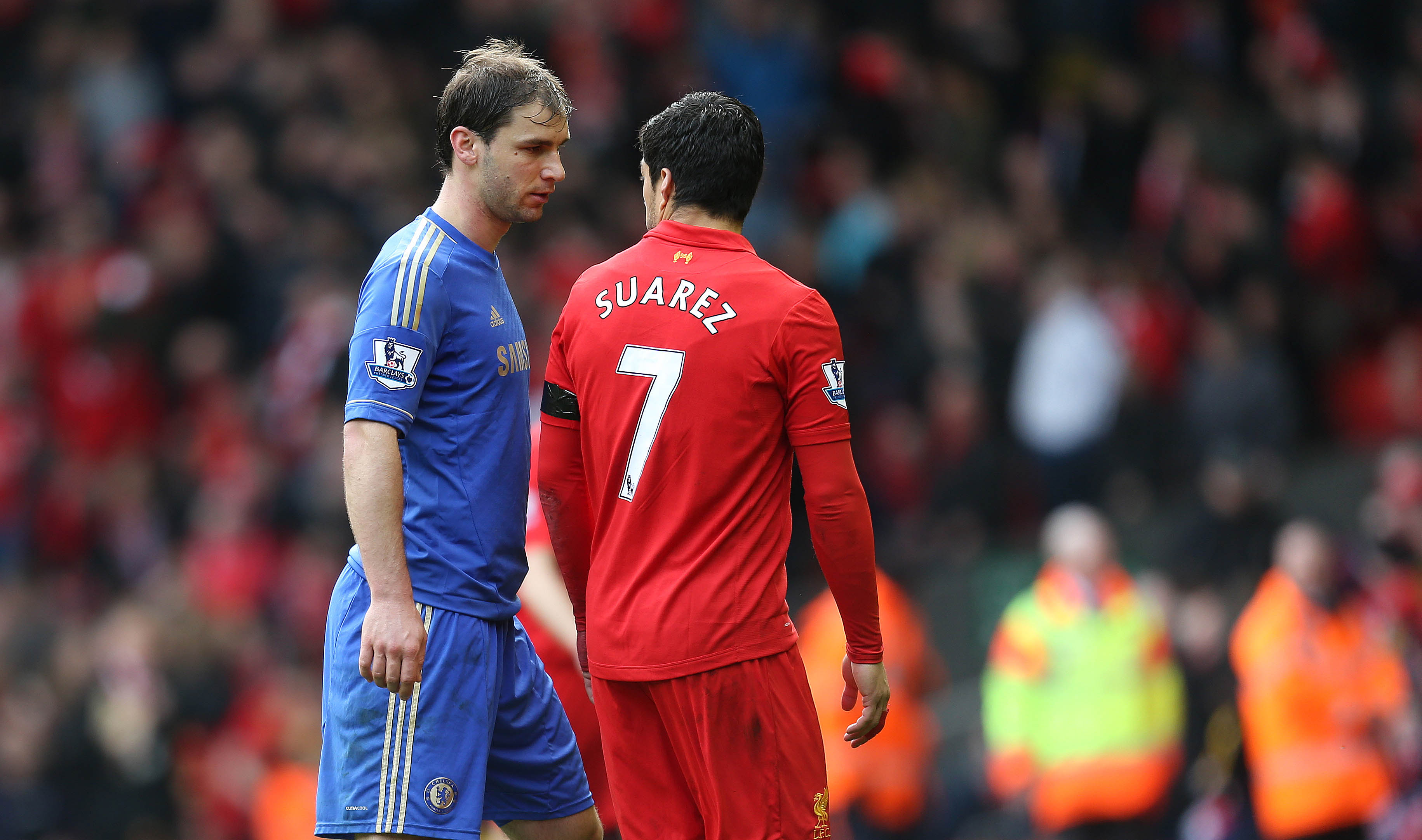 Robin van Persie, Manchester Ciy, Premier League, Patrice Evra, Luis Suarez, Manchester United, Aston Villa